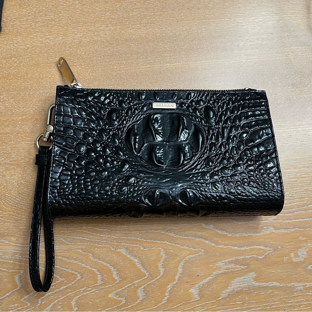 Brahmin Melbourne Daisy Wristlet